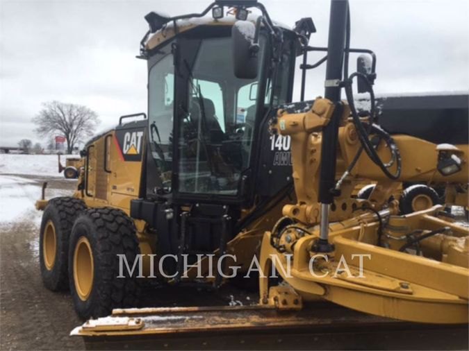 2010 CATERPILLAR 140M