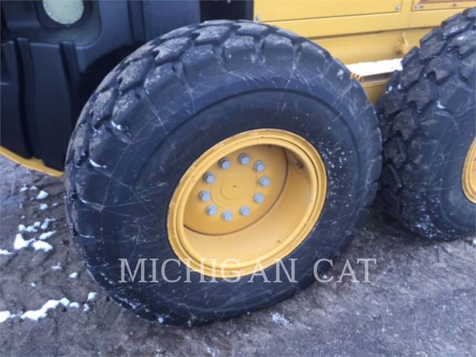 2010 CATERPILLAR 140M