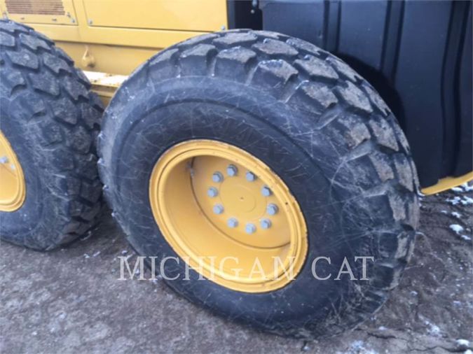 2010 CATERPILLAR 140M