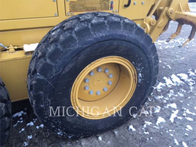 2010 CATERPILLAR 140M