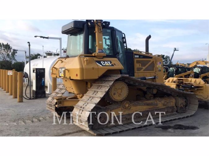 2015 CATERPILLAR D6N