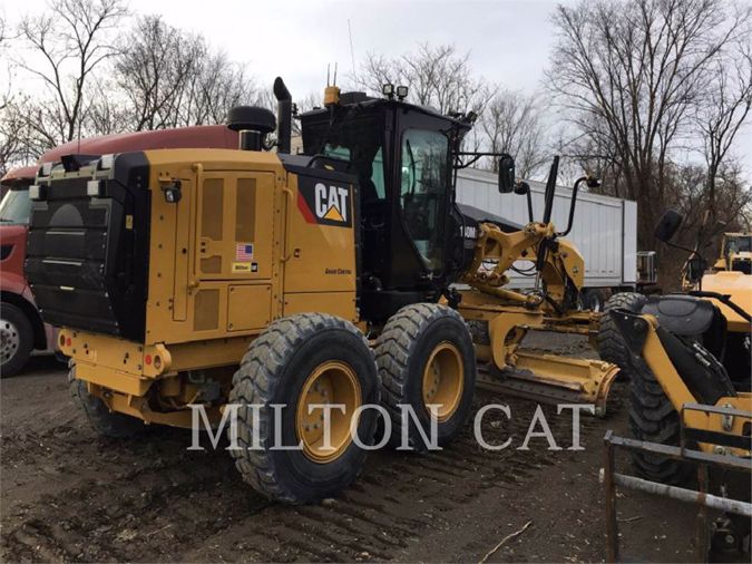 2015 CATERPILLAR 140M