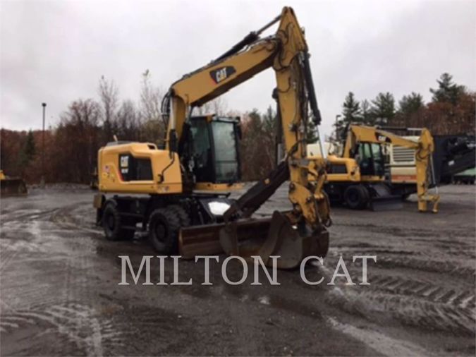 2015 CATERPILLAR M318