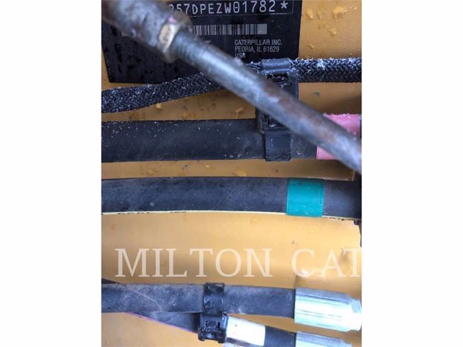 2016 CATERPILLAR 257