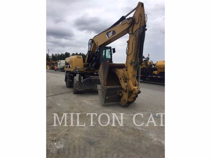 2011 CATERPILLAR M316
