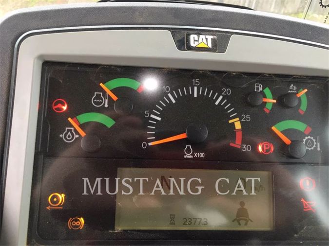 2018 CATERPILLAR 745