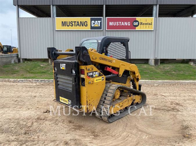 2016 CATERPILLAR 249