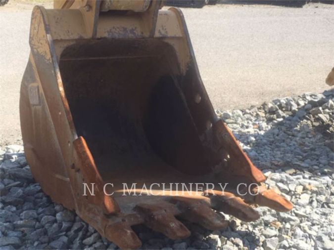 2018 CATERPILLAR 323