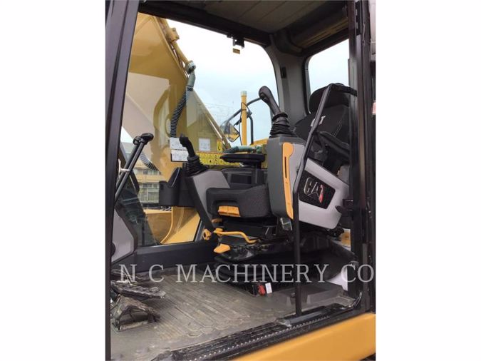 2018 CATERPILLAR 323