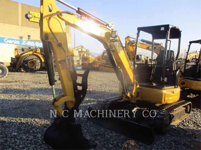 2015 CATERPILLAR 303