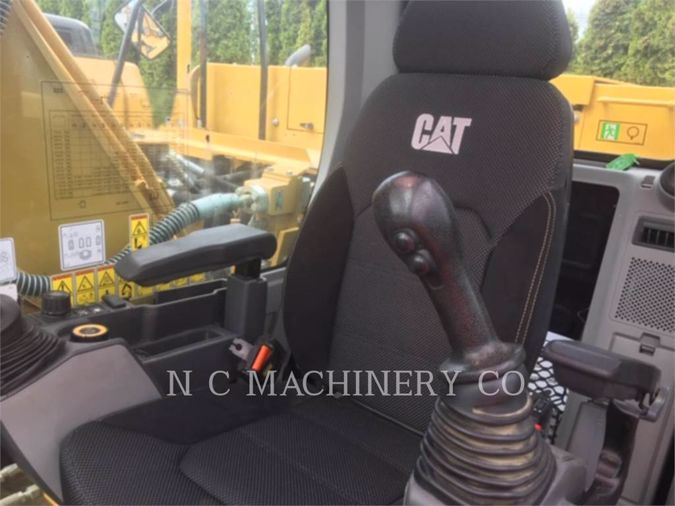 2018 CATERPILLAR 323
