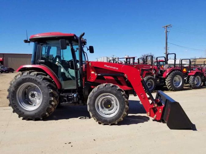 2020 MAHINDRA 8100