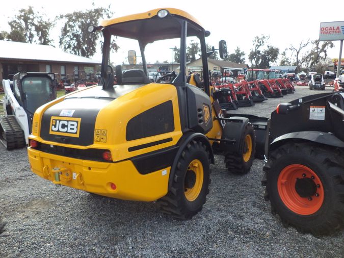 2018 JCB 407