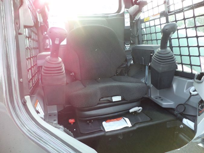 2019 BOBCAT T870