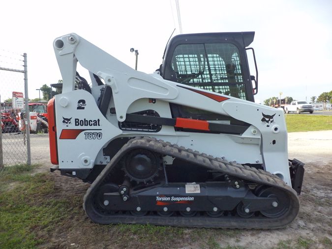 2019 BOBCAT T870