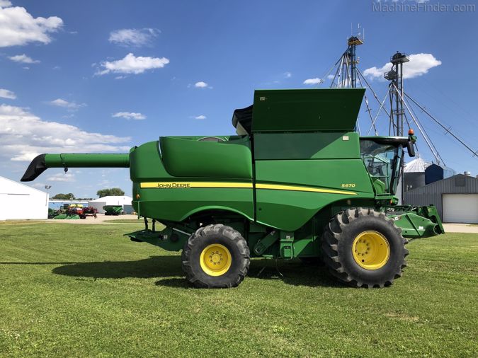 2013 JOHN DEERE S670