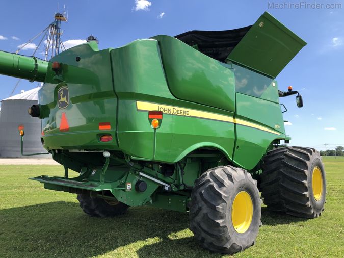 2013 JOHN DEERE S670