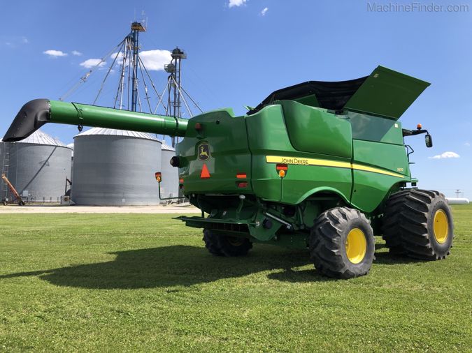 2013 JOHN DEERE S670