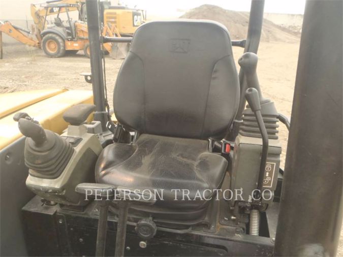 2016 CATERPILLAR 305.5E