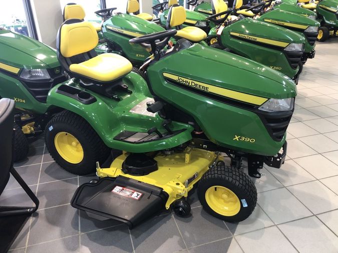 2020 JOHN DEERE X390