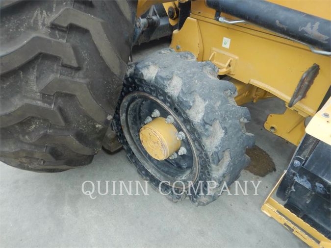 2015 CATERPILLAR 450