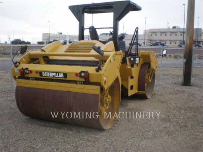 2012 CATERPILLAR CB64