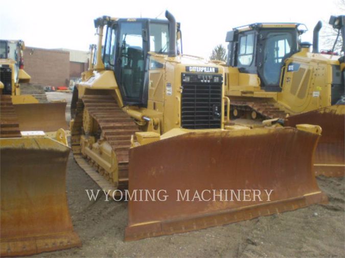 2011 CATERPILLAR D6N