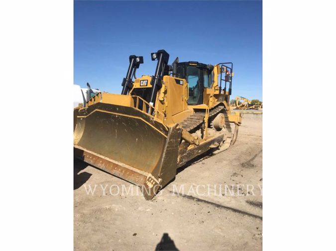 2017 CATERPILLAR D8T