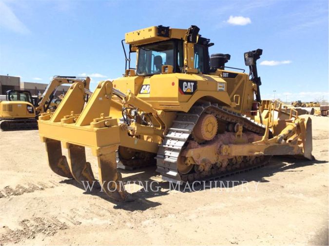 2018 CATERPILLAR D8T