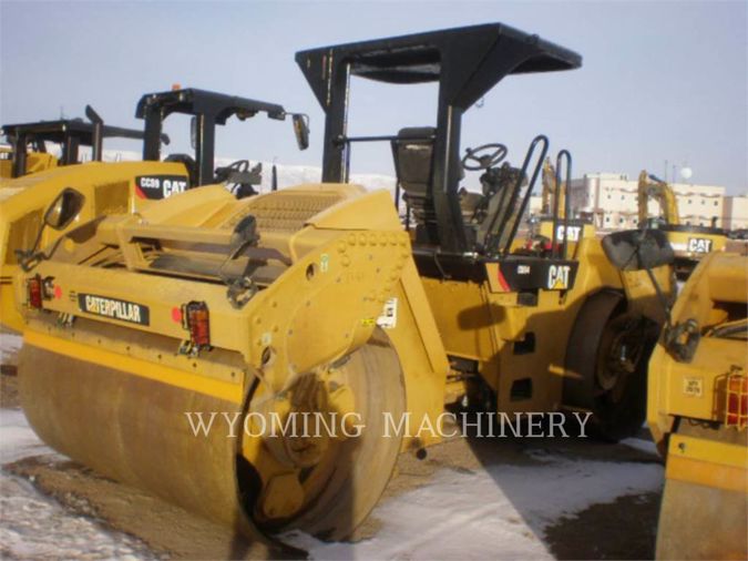 2012 CATERPILLAR CB64