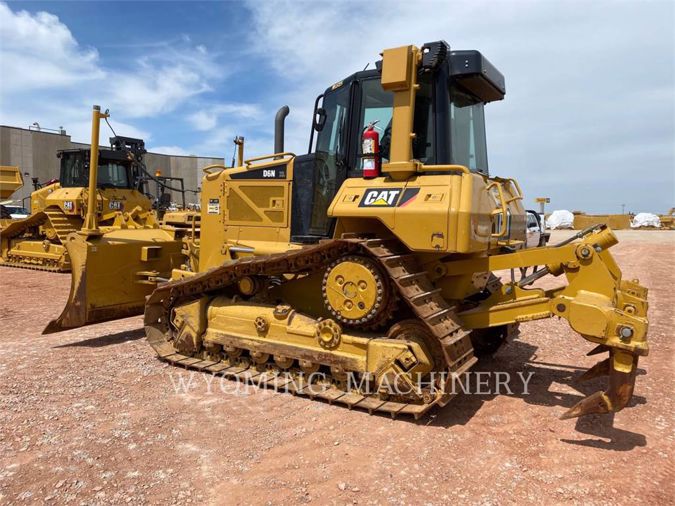 2011 CATERPILLAR D6N