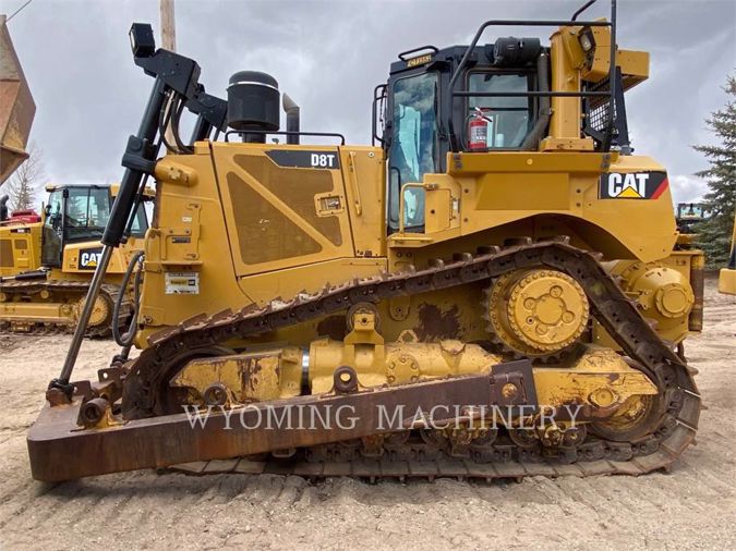2014 CATERPILLAR D8T