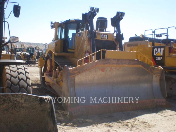 2018 CATERPILLAR D8T