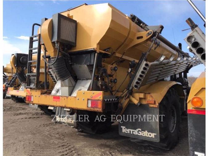 2013 CHALLENGER TERRA-GATOR 8300