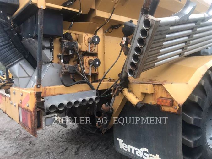 2013 CHALLENGER TERRA-GATOR 8300