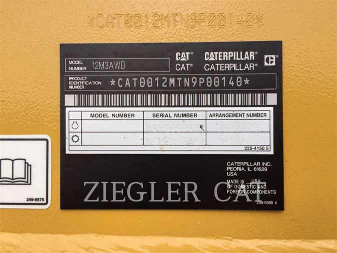 2015 CATERPILLAR 12M