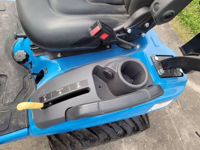 LS TRACTOR MT125