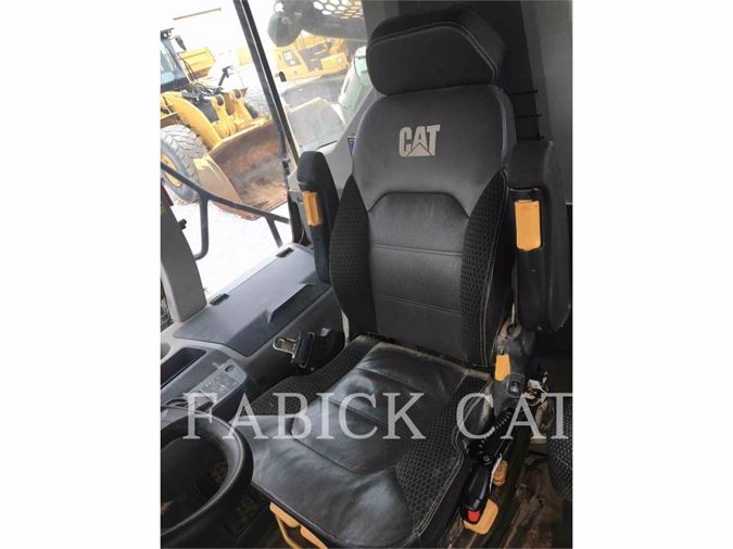 2018 CATERPILLAR 745