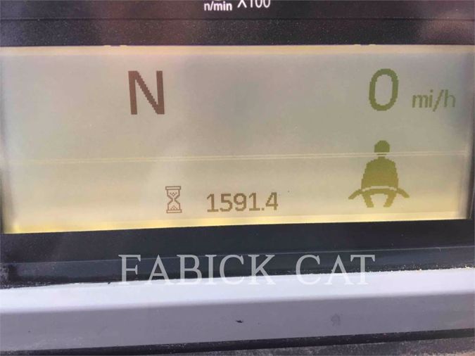 2018 CATERPILLAR 745