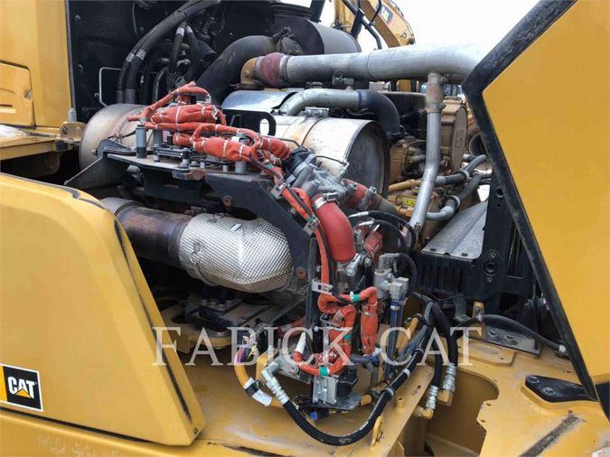 2015 CATERPILLAR 740B