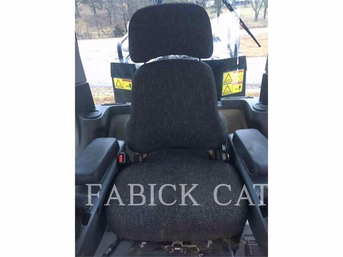 2011 CATERPILLAR 120M