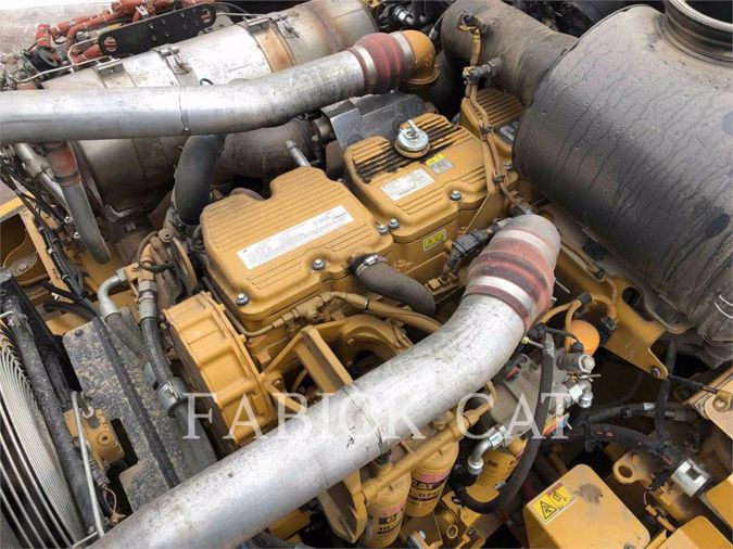 2015 CATERPILLAR 740B