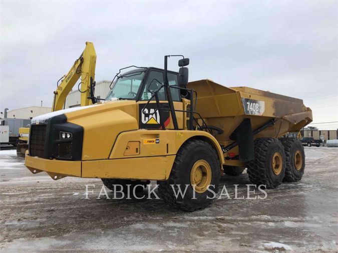 2015 CATERPILLAR 740B
