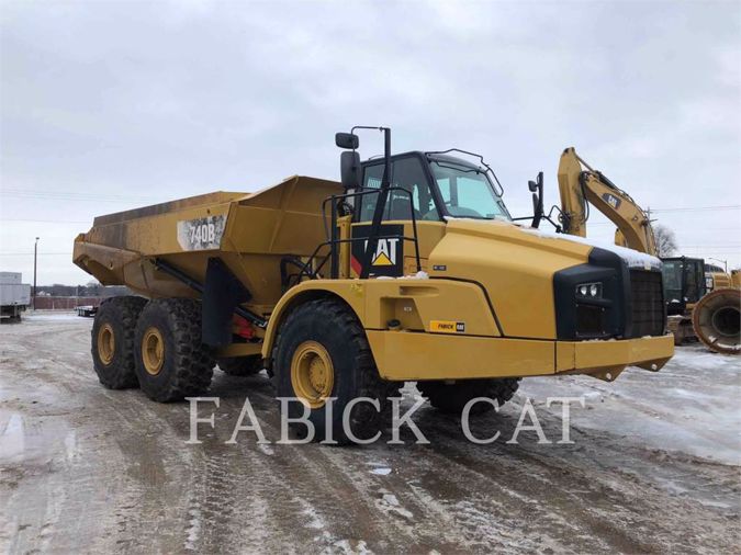 2015 CATERPILLAR 740B