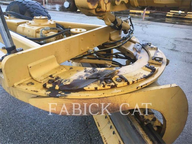 2011 CATERPILLAR 120M