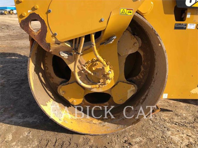 2013 CATERPILLAR CB64