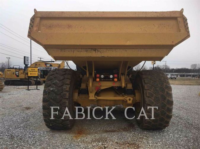2018 CATERPILLAR 745