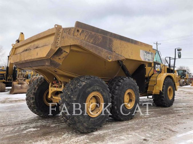 2015 CATERPILLAR 740B