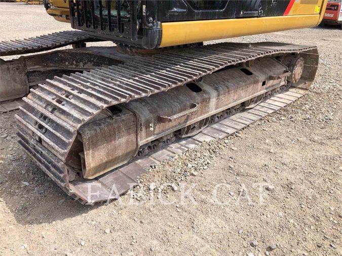 2015 CATERPILLAR 323F