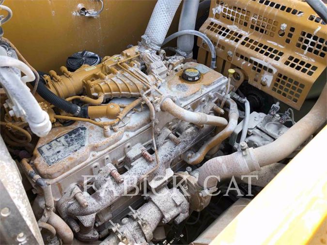 2015 CATERPILLAR 323F